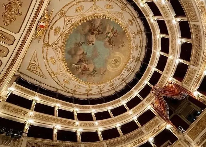 Dimora Carducci 度假居 *