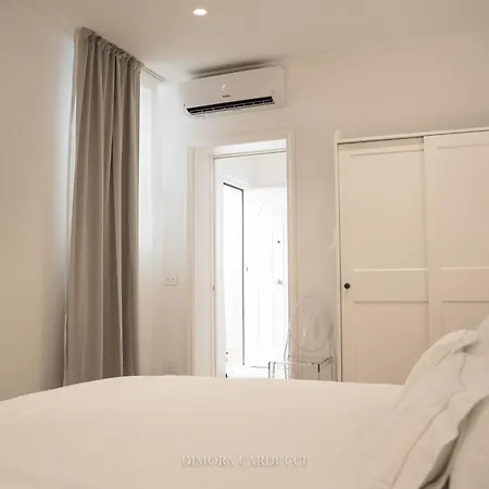 Dimora Carducci Барі